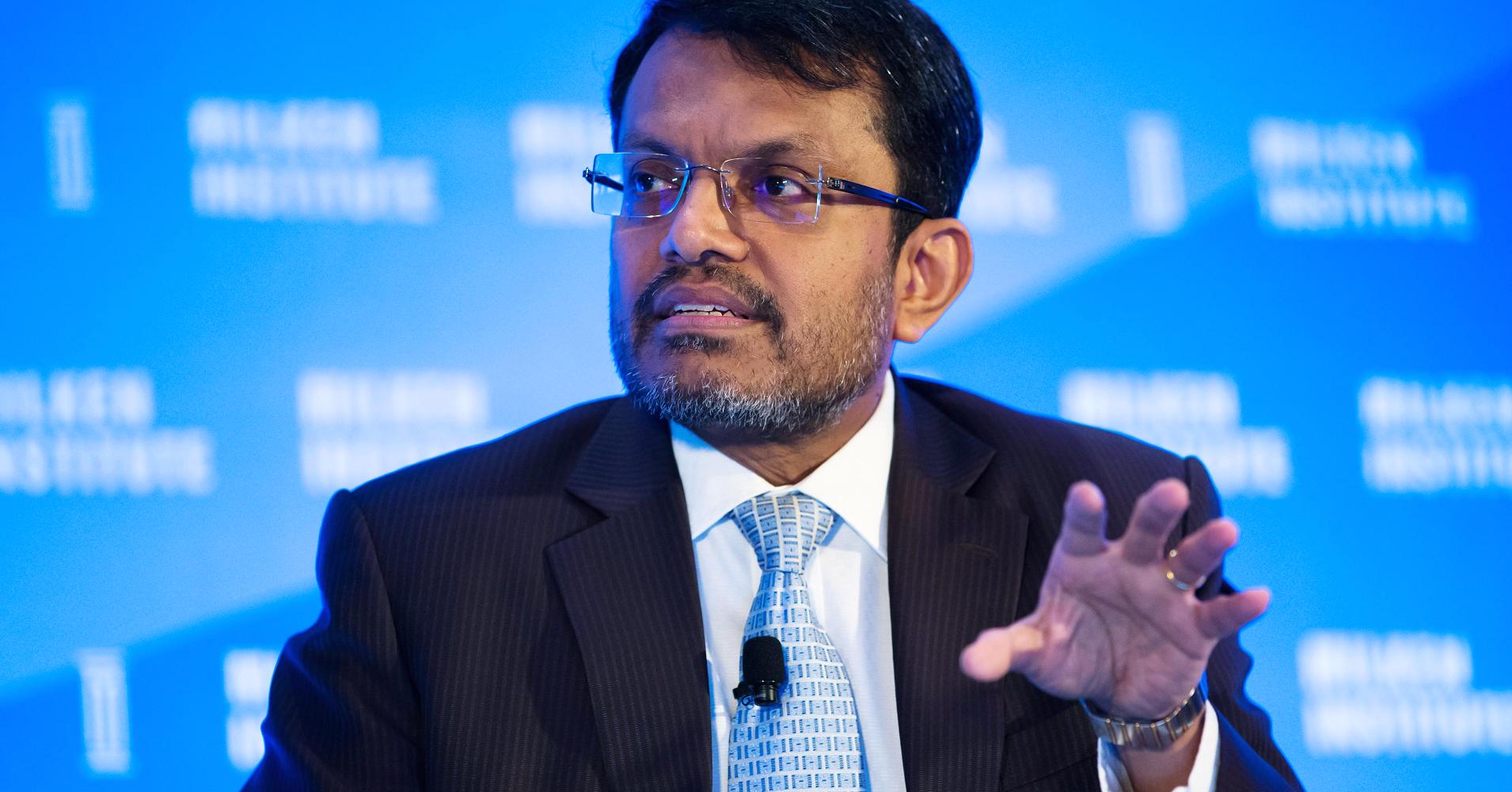 Глава центрального банка Сингапура надеется, что технология блокчейн переживет крах криптовалют